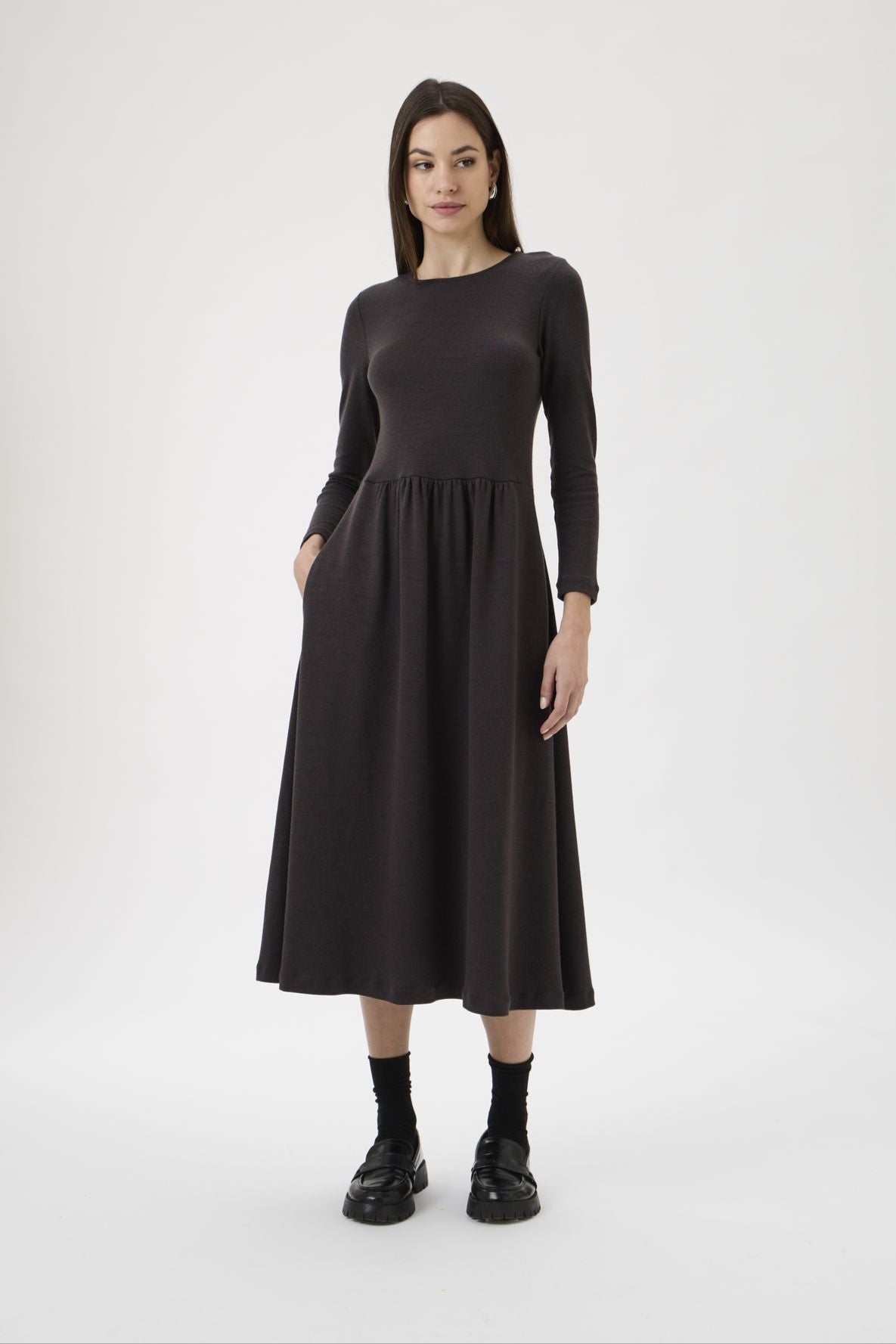 Gug Dress Open Round Neck Long Sleeves Medium - 9483 Cioccolato