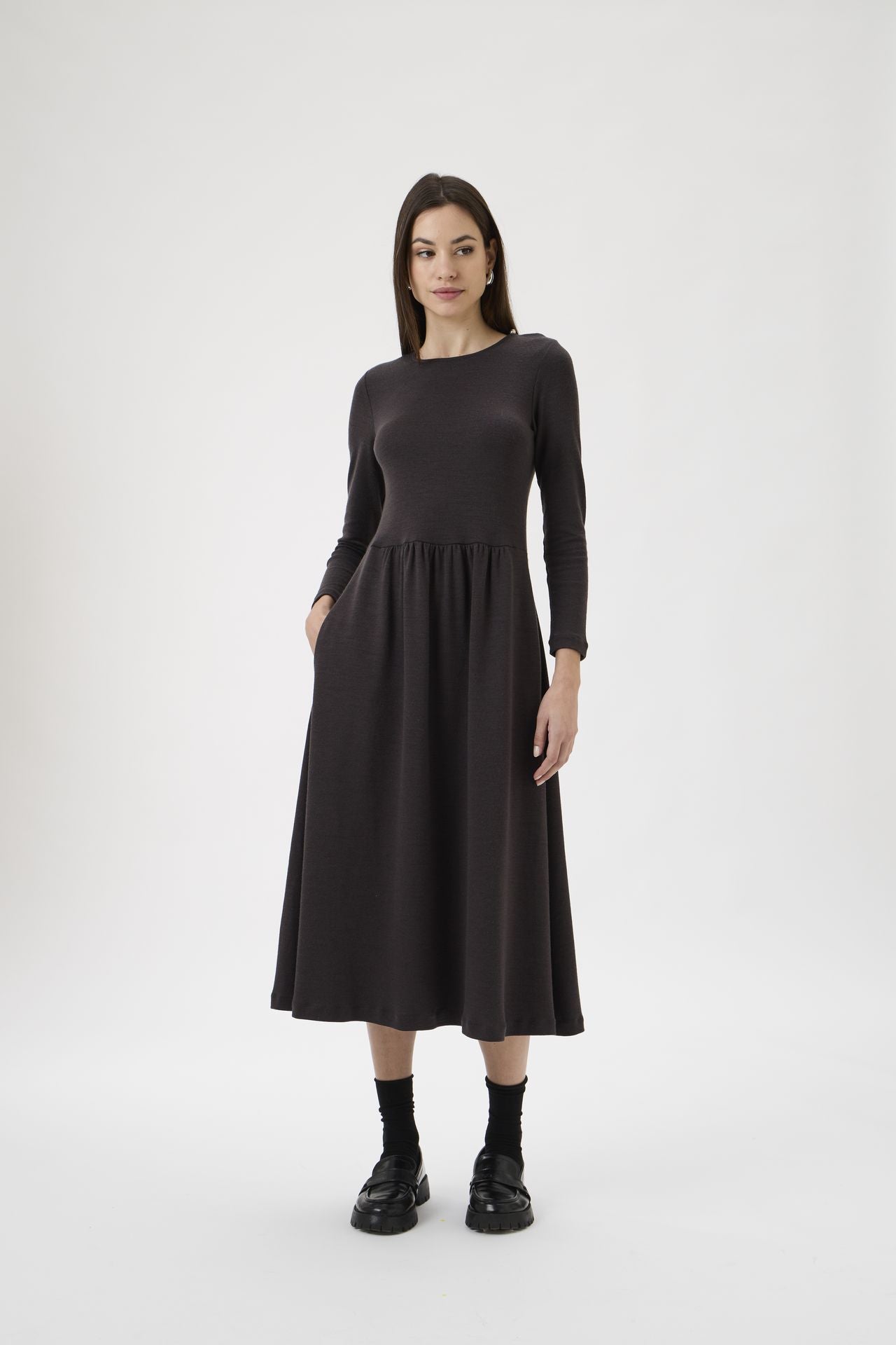 Gug Dress Open Round Neck Long Sleeves Medium - 9483 Cioccolato