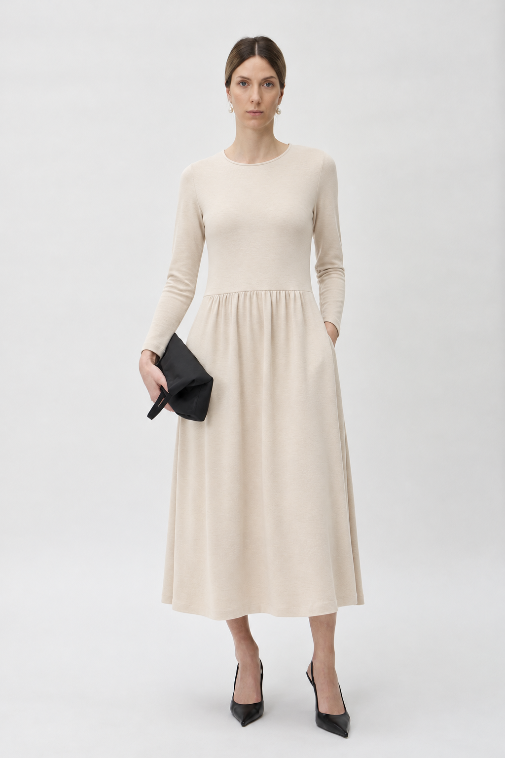 Dress Long Wrinkled at Waist in Darfo – 9483 Cream