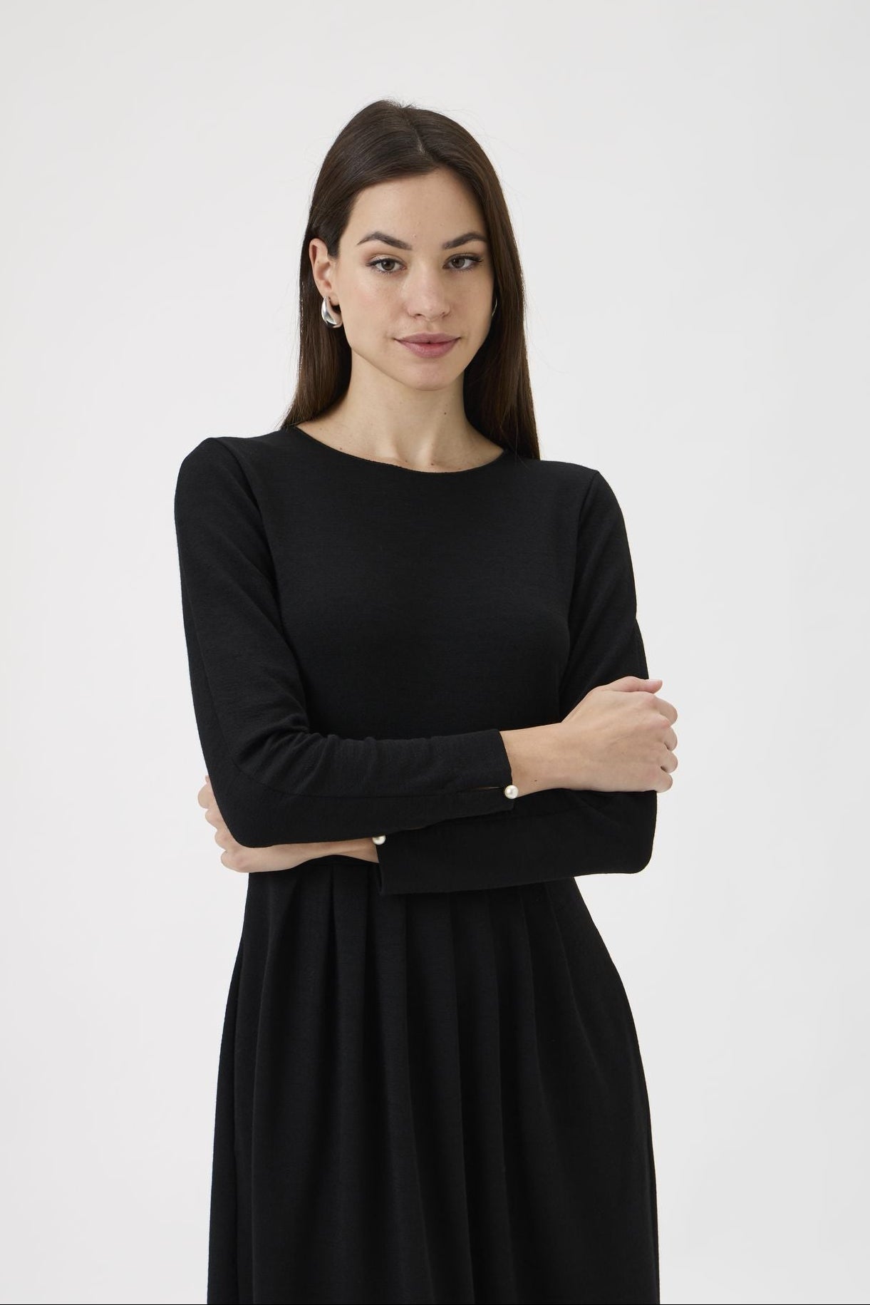 Classic Gug Dress With Pleated Skirt -  9486A Black