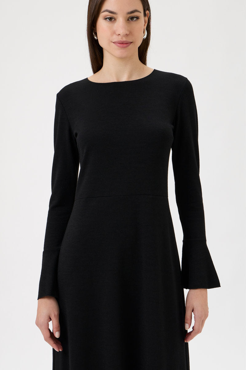 Dress With Flared Bottom Sleeve - 9504 Black
