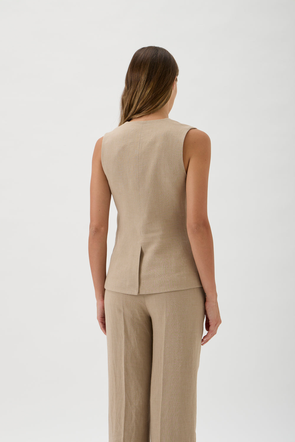 Classic Linen Waistcoat – Minorca 5043 Camello