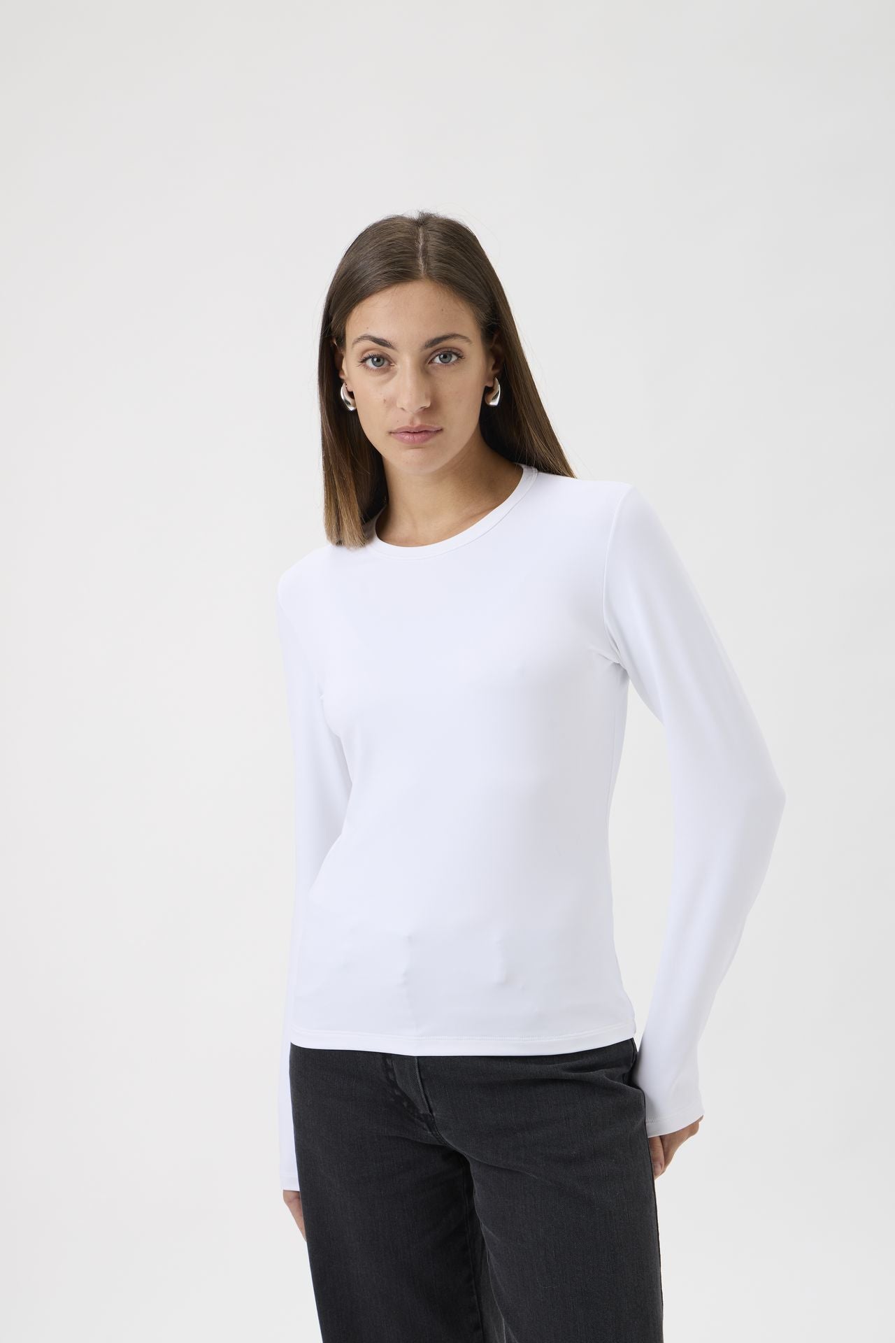 Long-Sleeve Fitted T-Shirt in Nair - White