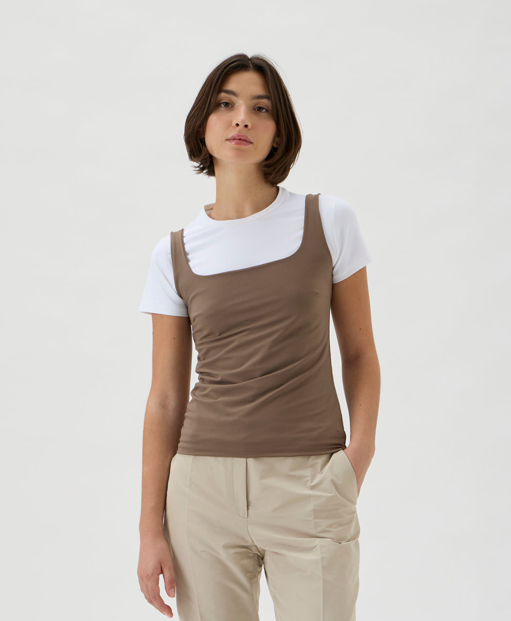 Short-Sleeve Fitted T-Shirt in Nair - 1002 White
