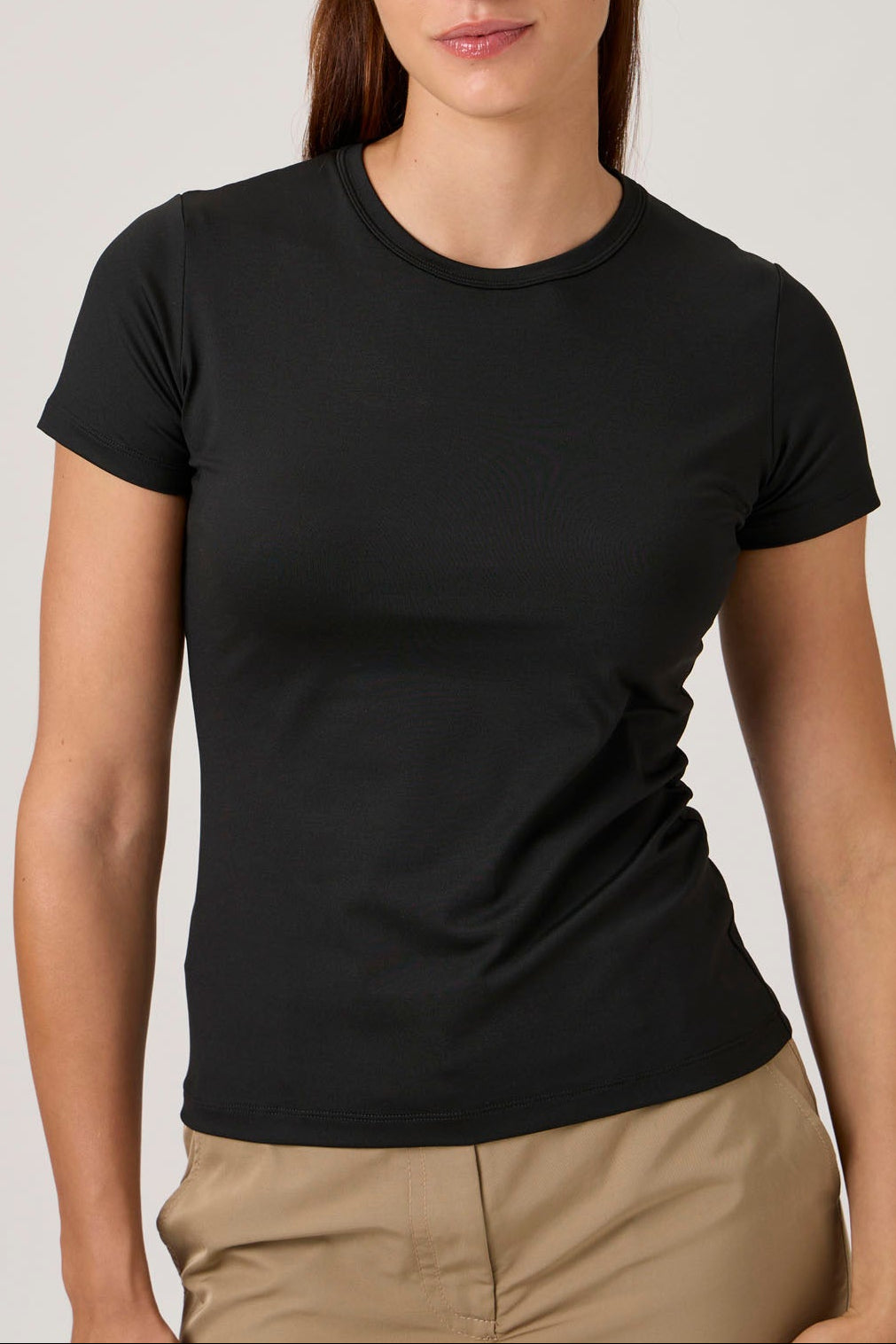 Short-Sleeve Fitted T-Shirt in Nair - Black