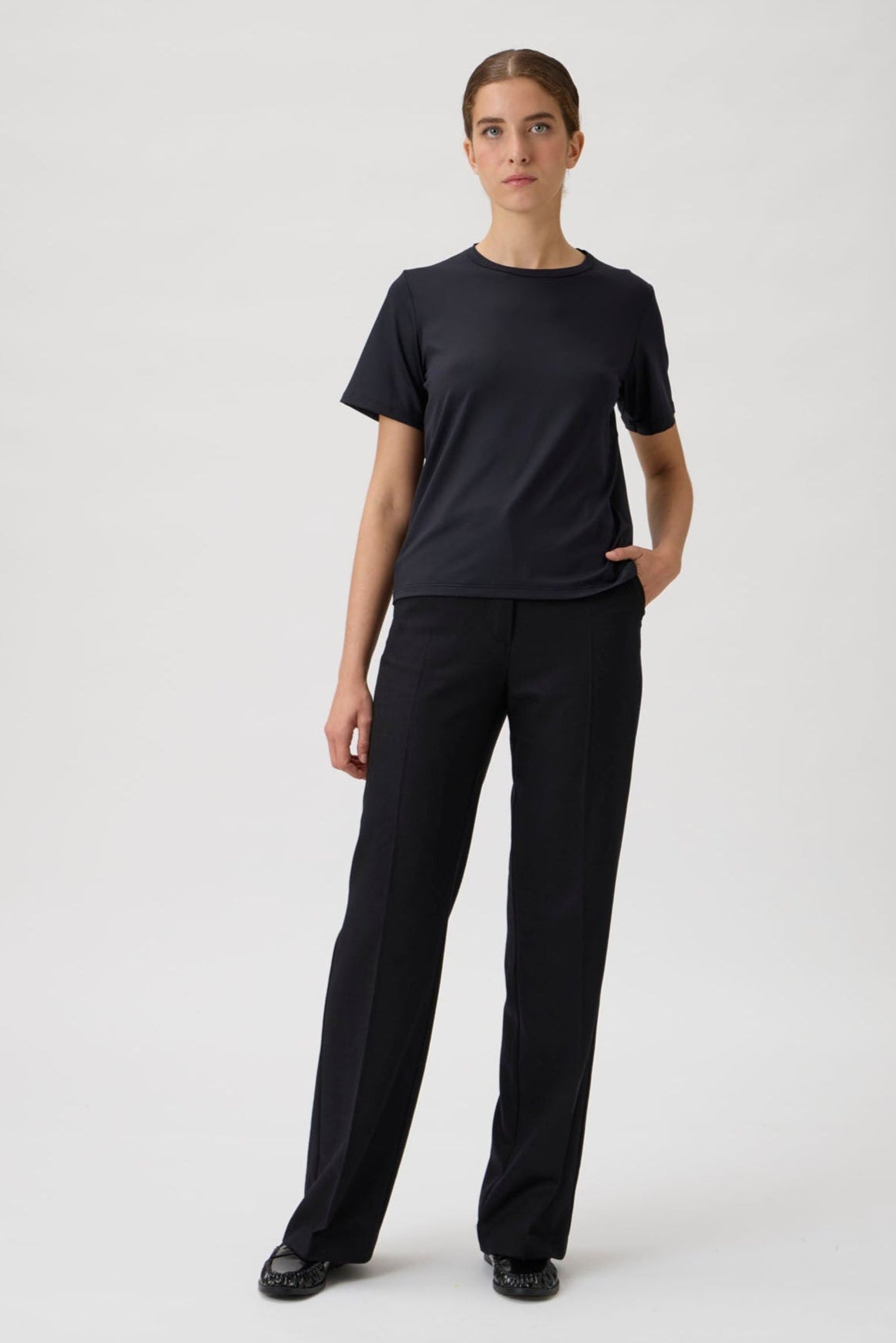Loose Fitted Classic T-shirt - Black
