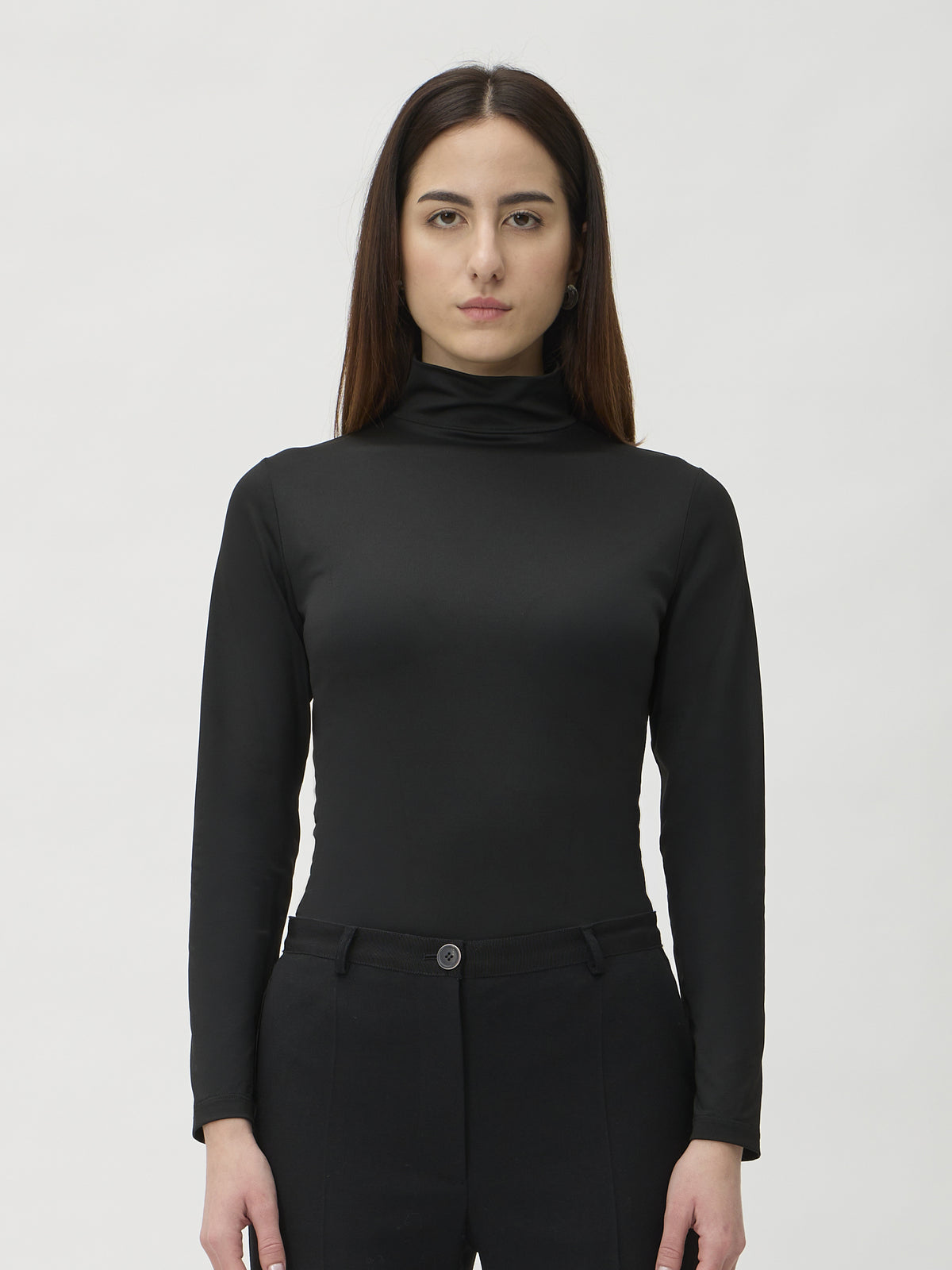 T-Shirt High Neck in Nair – 1203 Black