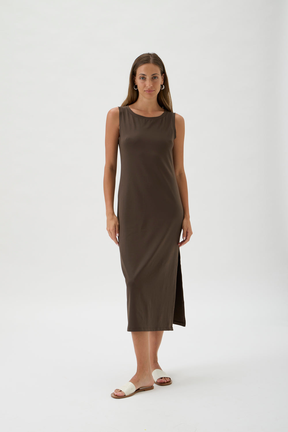Sleeveless long tube Dress – Nair 9517 Cioccolato