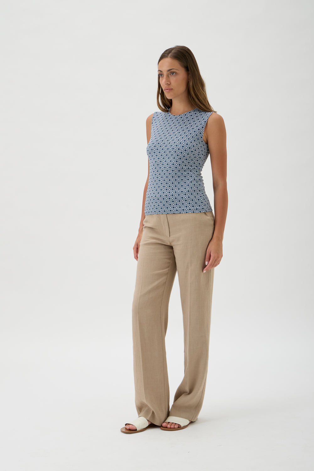 Sleeveless Top in Print Nilo Jersey – Elise Gug | 1182 Print Blue Crew