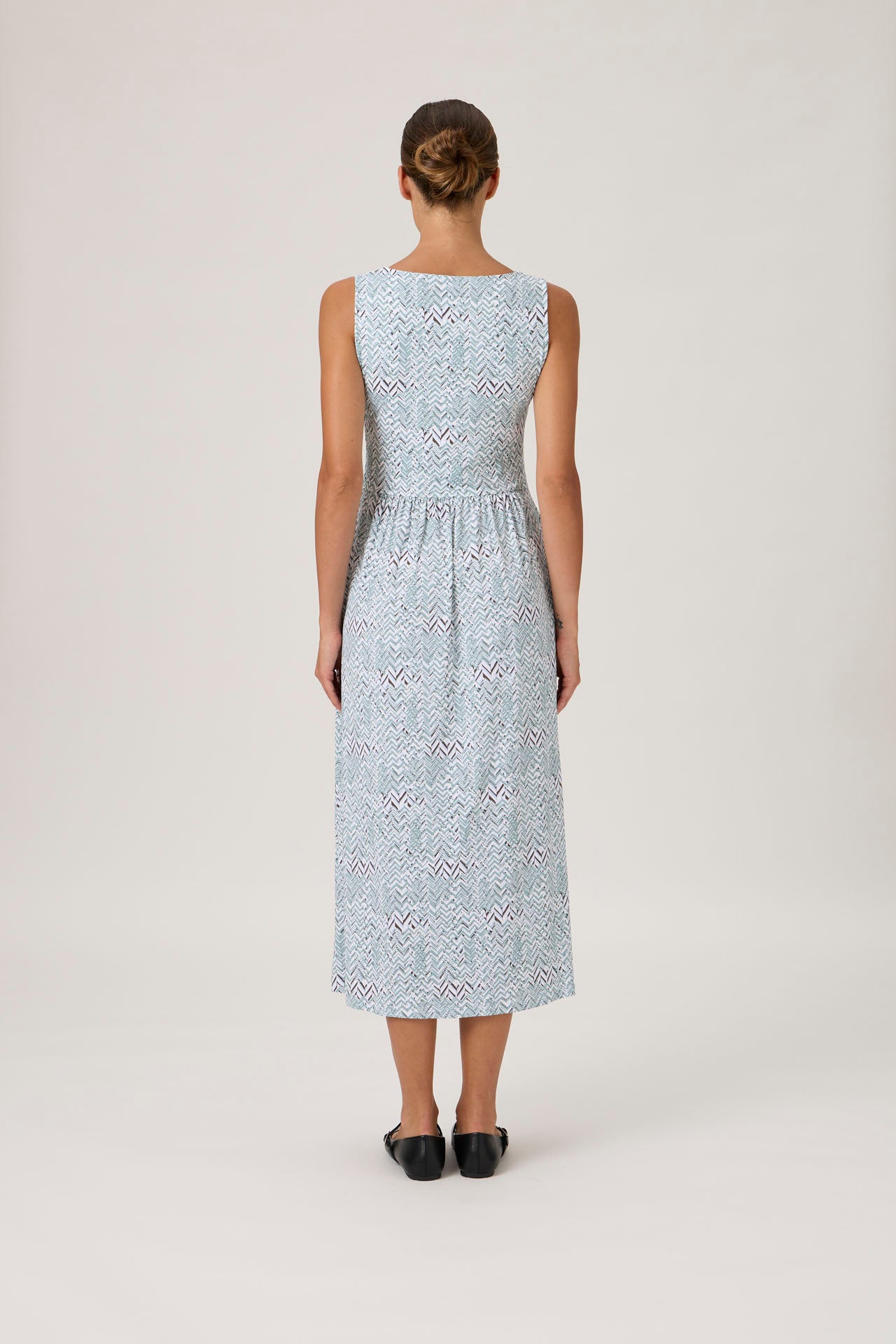 Sleeveless Gathered Waist Dress - Print Verde