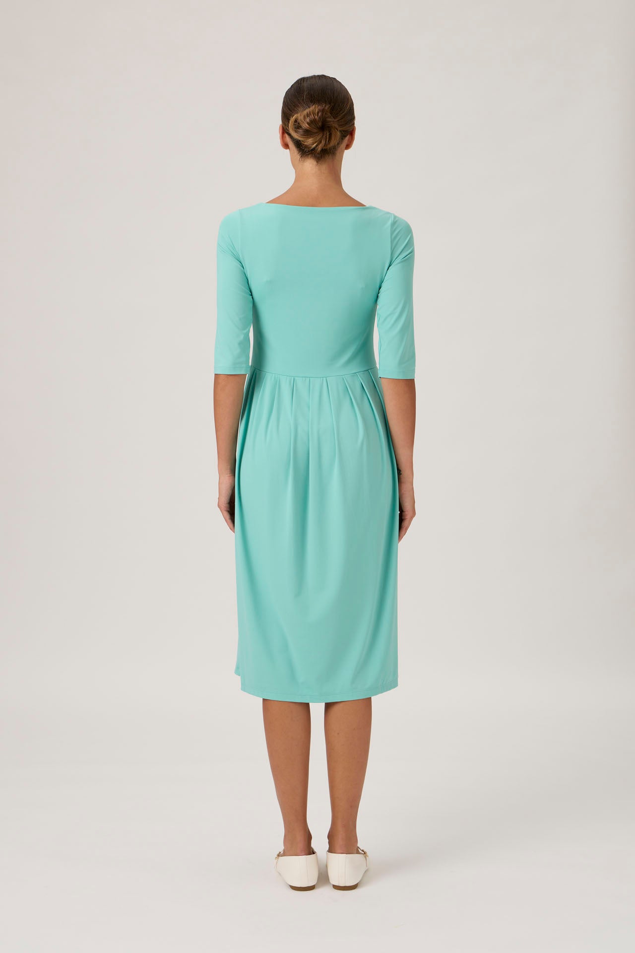 Pleated Boatneck Dress - Verde