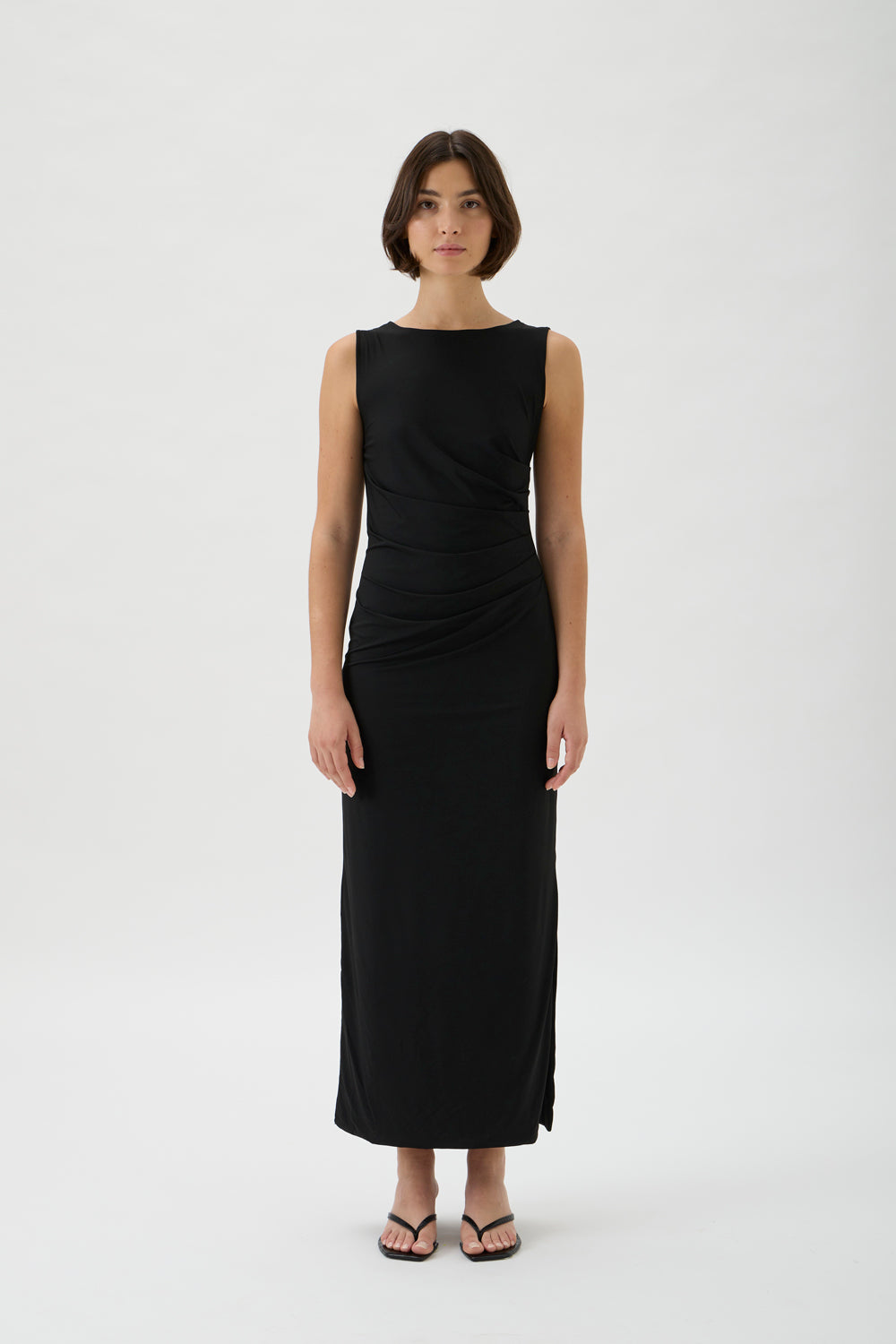 Long Sleeveless Dress with Side Pleats – Nilo 9513 BLACK