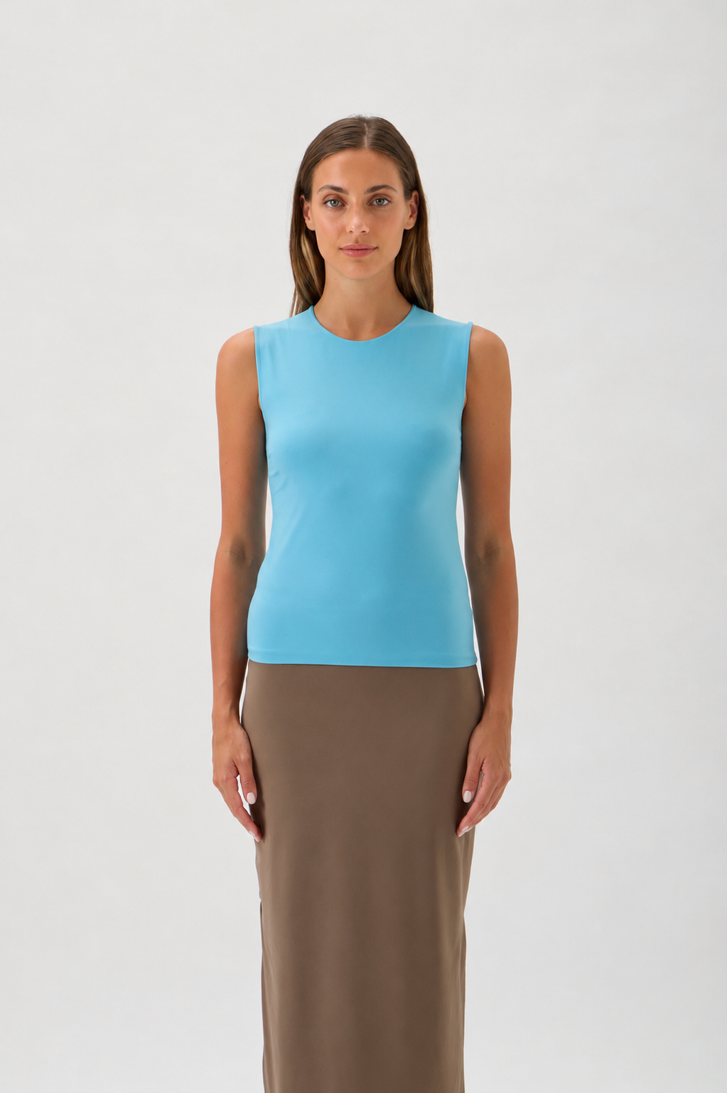 Refined Knee Length Skirt with Subtle Slit 3326M - Nocciola