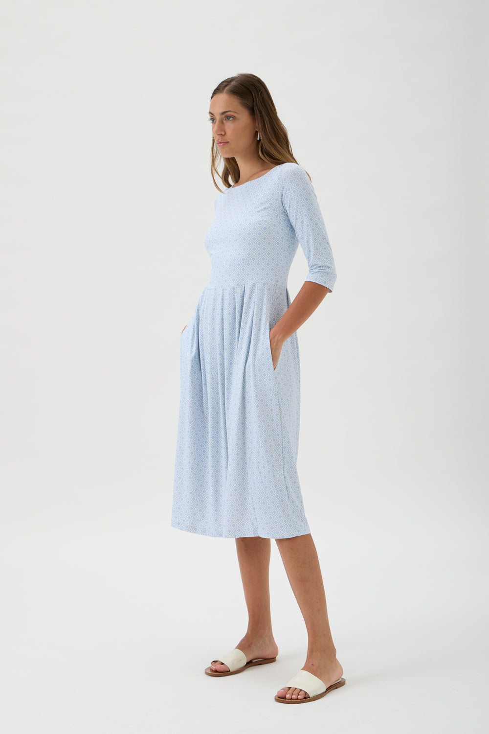 Dress with Pleated Skirt – Nilo 9498 Print Light Blue