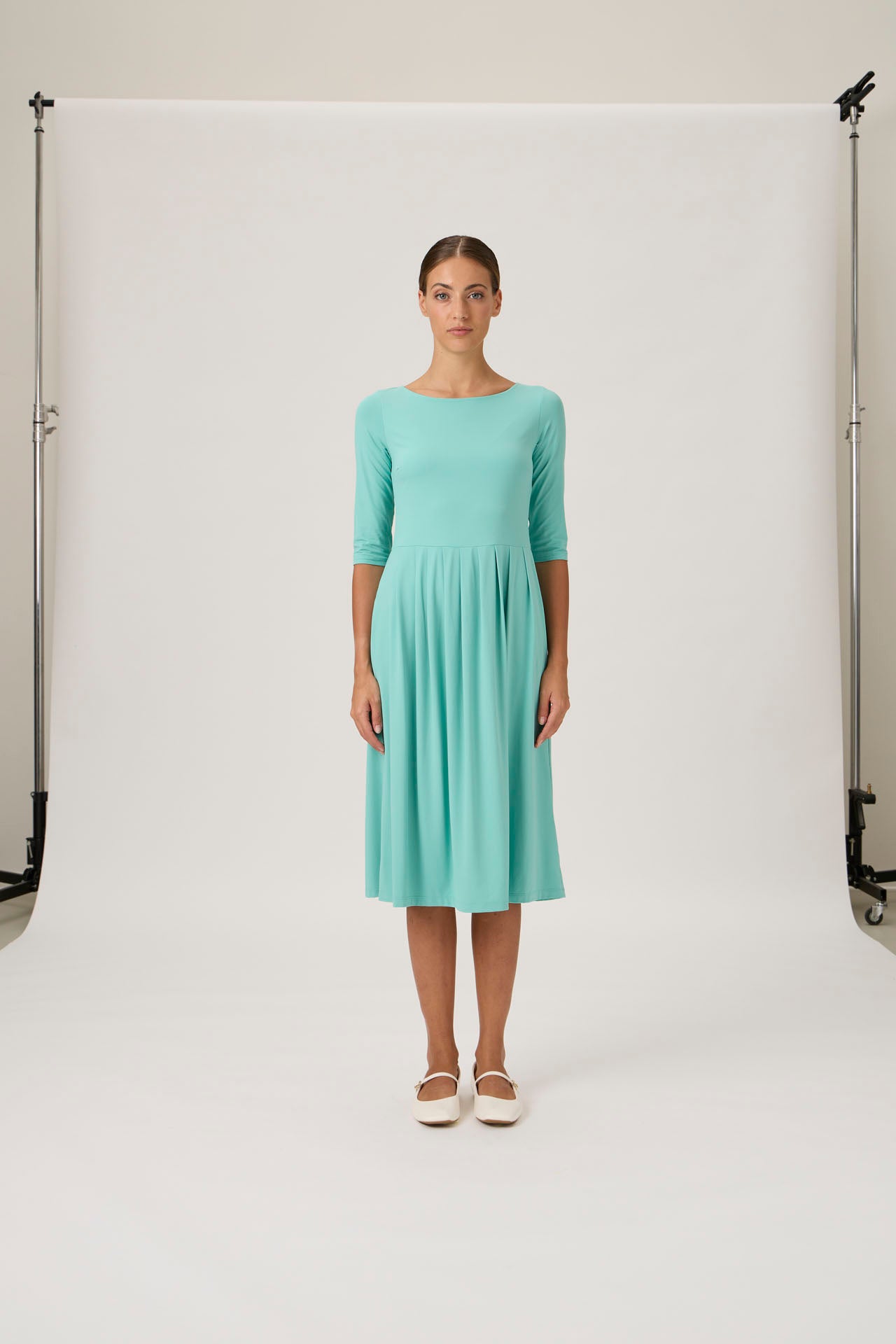 Pleated Boatneck Dress - Verde