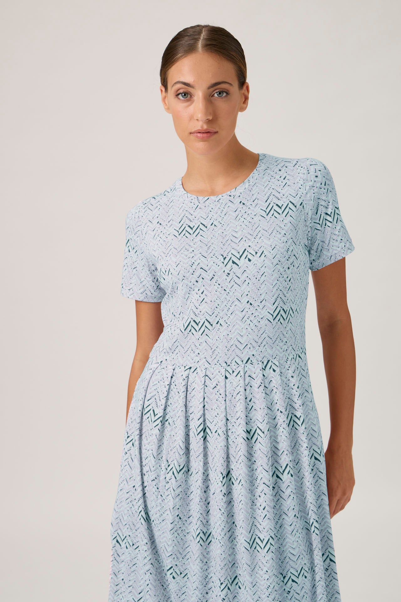 Pleated T-shirt Dress - Print Verde