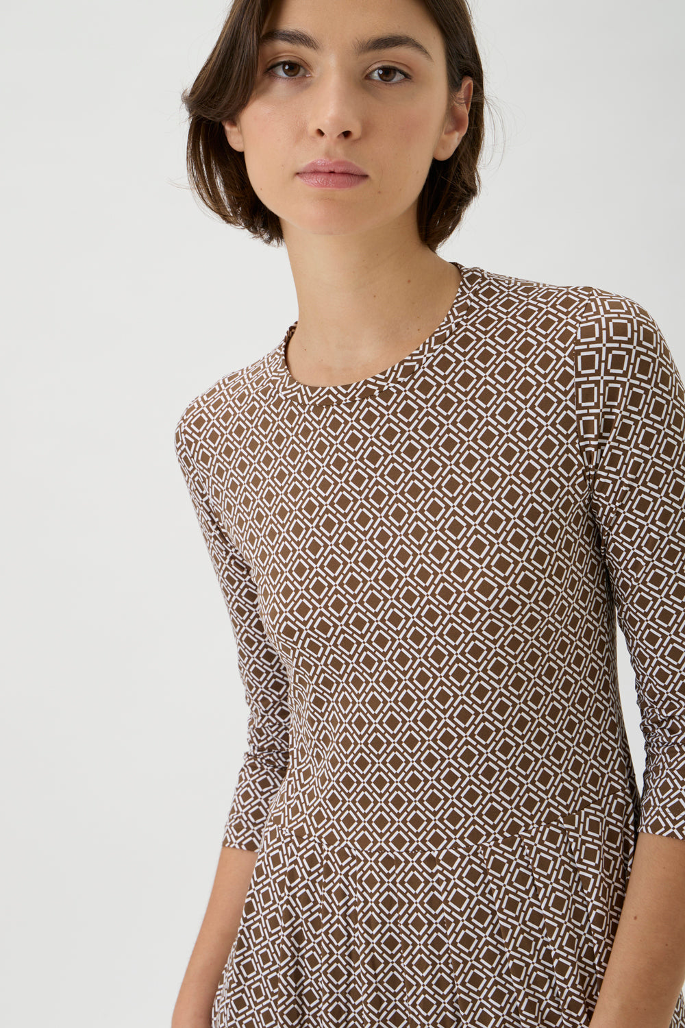 T-shirt Dress with Pleated Skirt – Nilo 9515 Print Nocciola