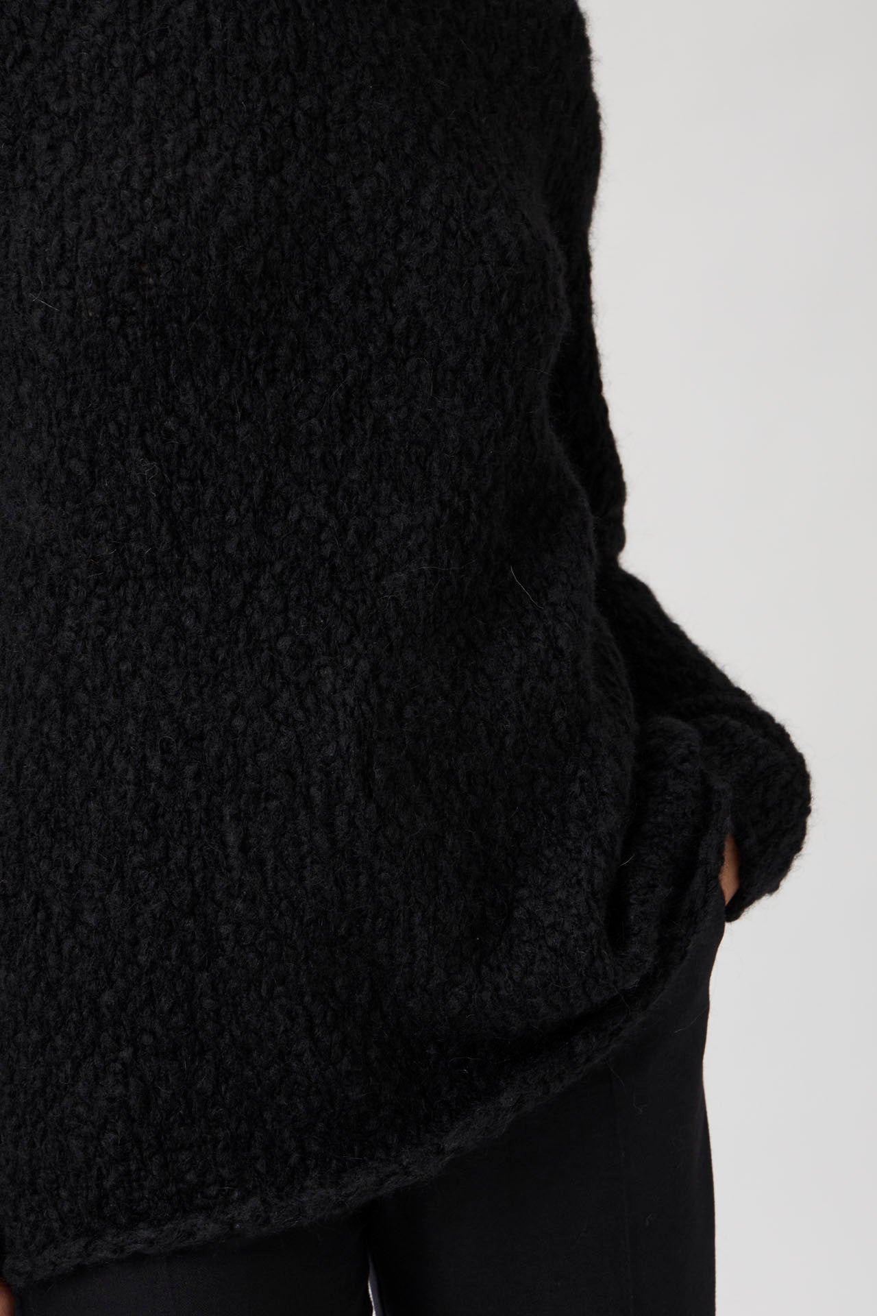 Oversize alpaca sweater - Black